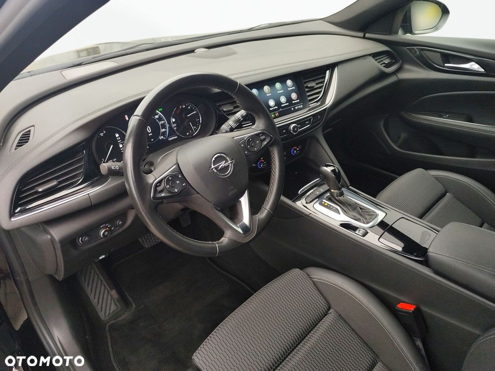Opel Insignia - 9