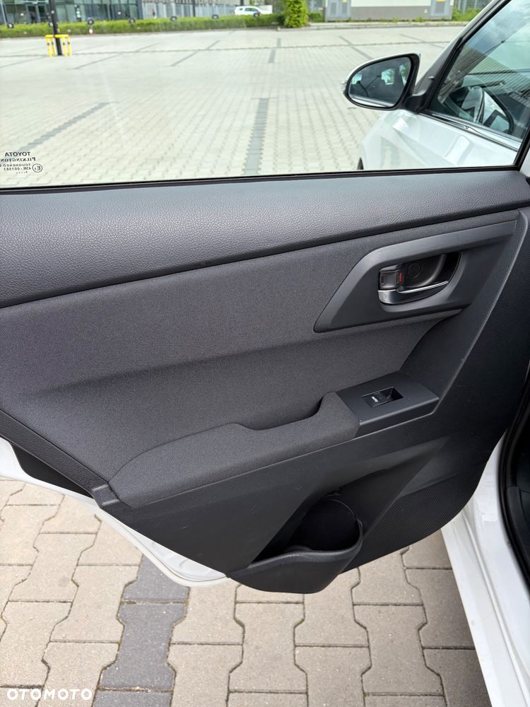 Toyota Auris 1.6 Premium + MM - 14