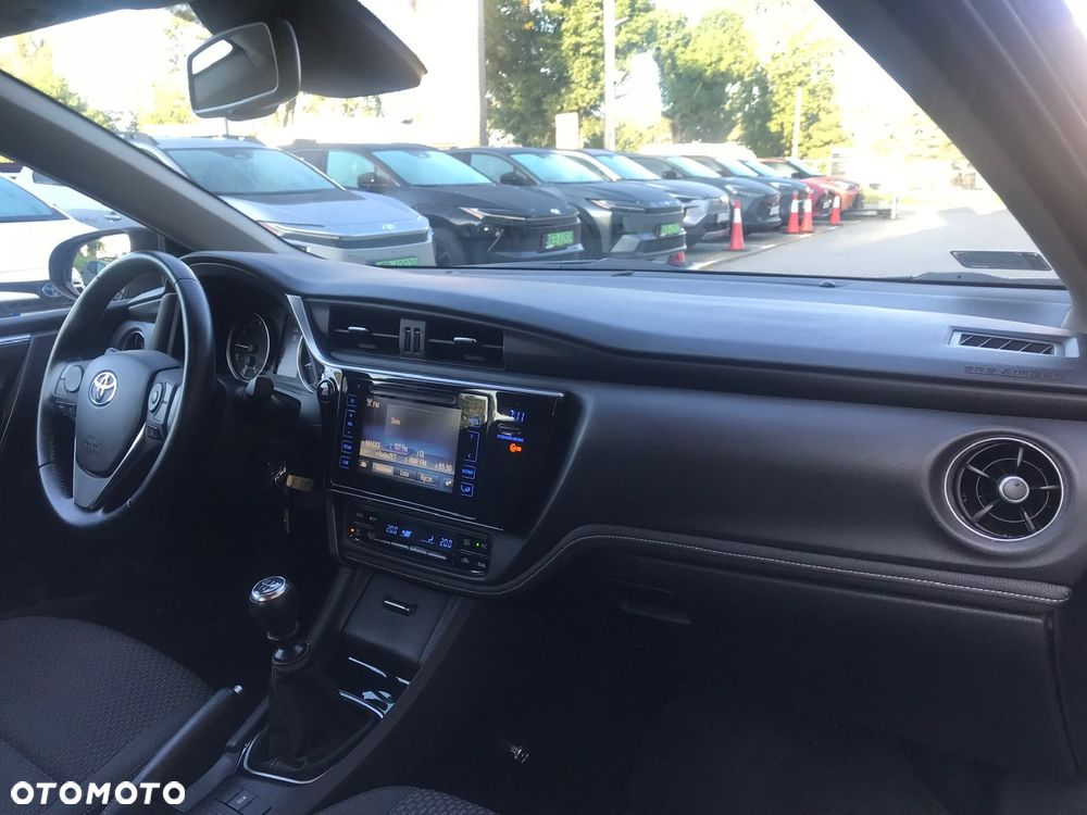 Toyota Corolla 1.6 Comfort - 15