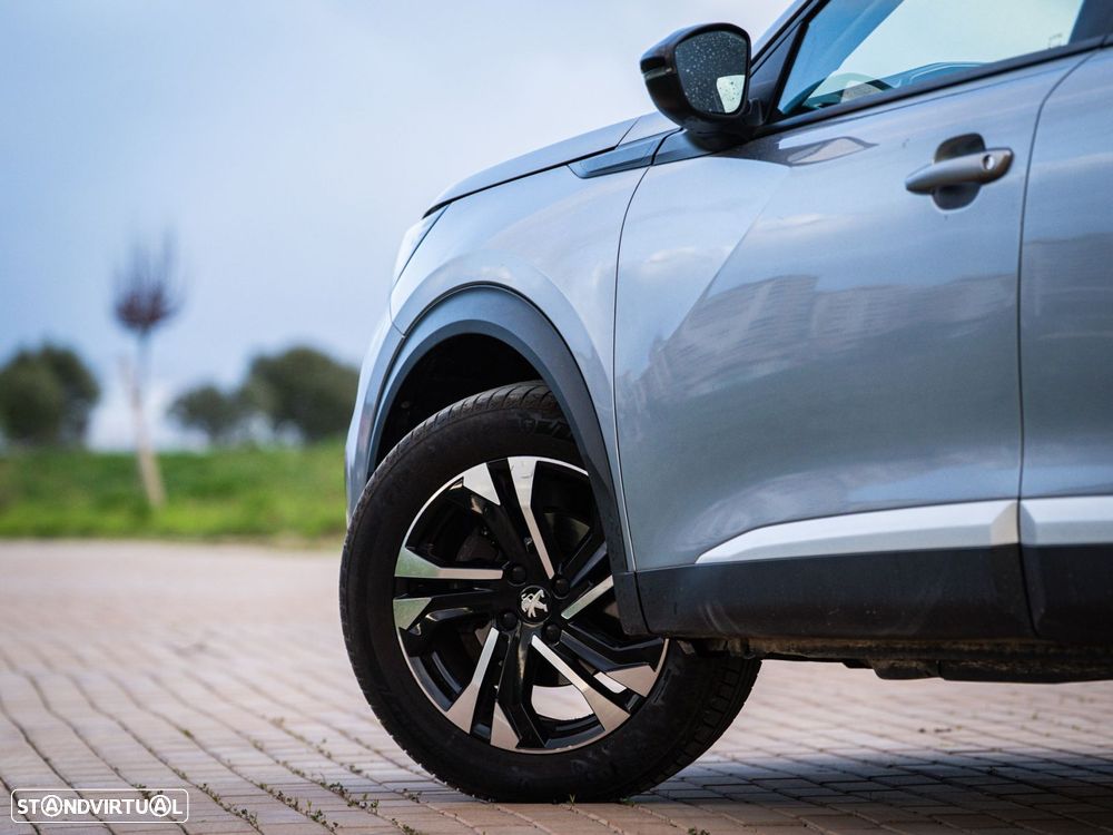 Peugeot 2008 1.2 PureTech Allure - 28