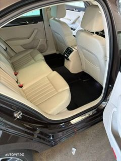 Skoda Superb 2.0 TDI DSG Laurin & Klement - 15