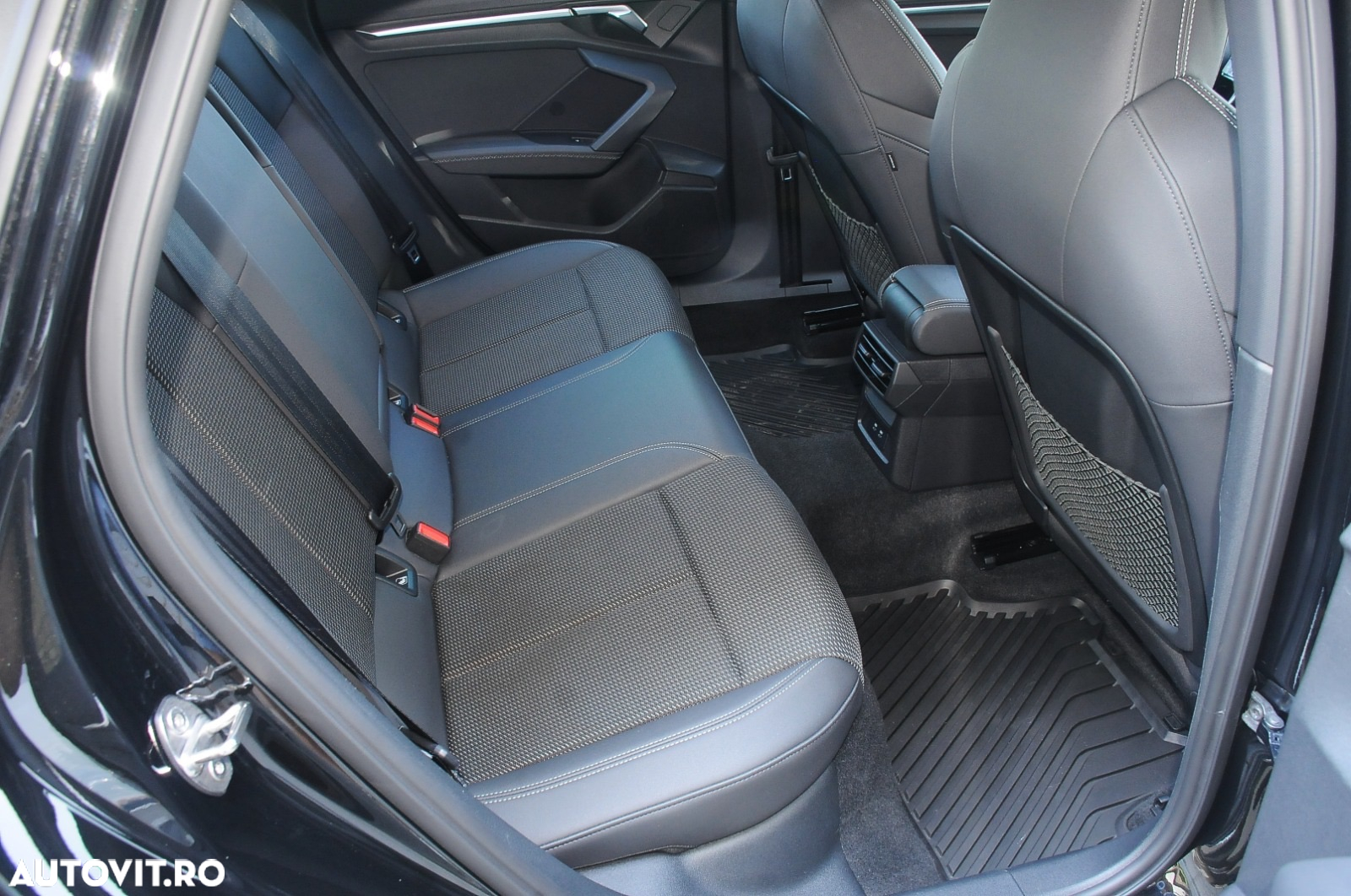 Audi S3 Sportback S tronic - 25