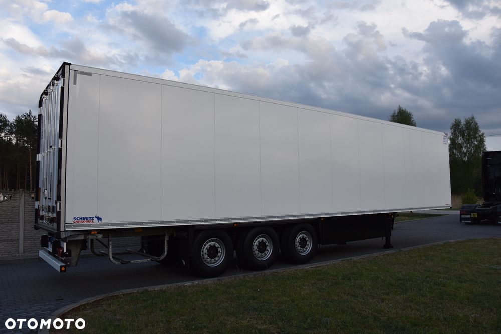 Schmitz Cargobull CHŁODNIA THERMOKING SLX PRZEBIEG 90 TYS KM / 4 RYGLE / OŚ PODNOSZONA / PALECIARA / ELEKTRYKA / STAN IDELNY JAK NOWY ! - 8