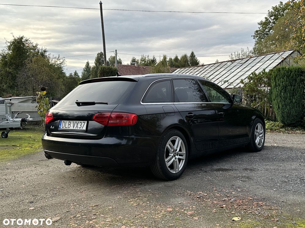 Audi A4 - 4
