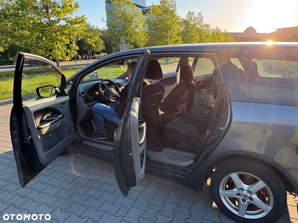 Mitsubishi Grandis 2.0 DID Intense - 7