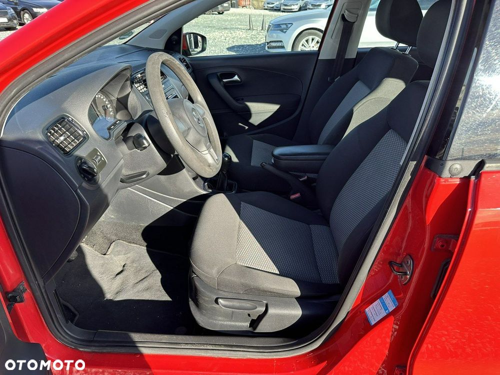 Volkswagen Polo - 12
