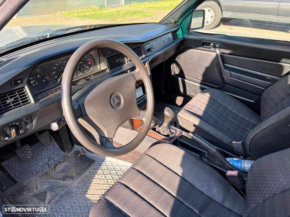 Mercedes-Benz A 190 - 4