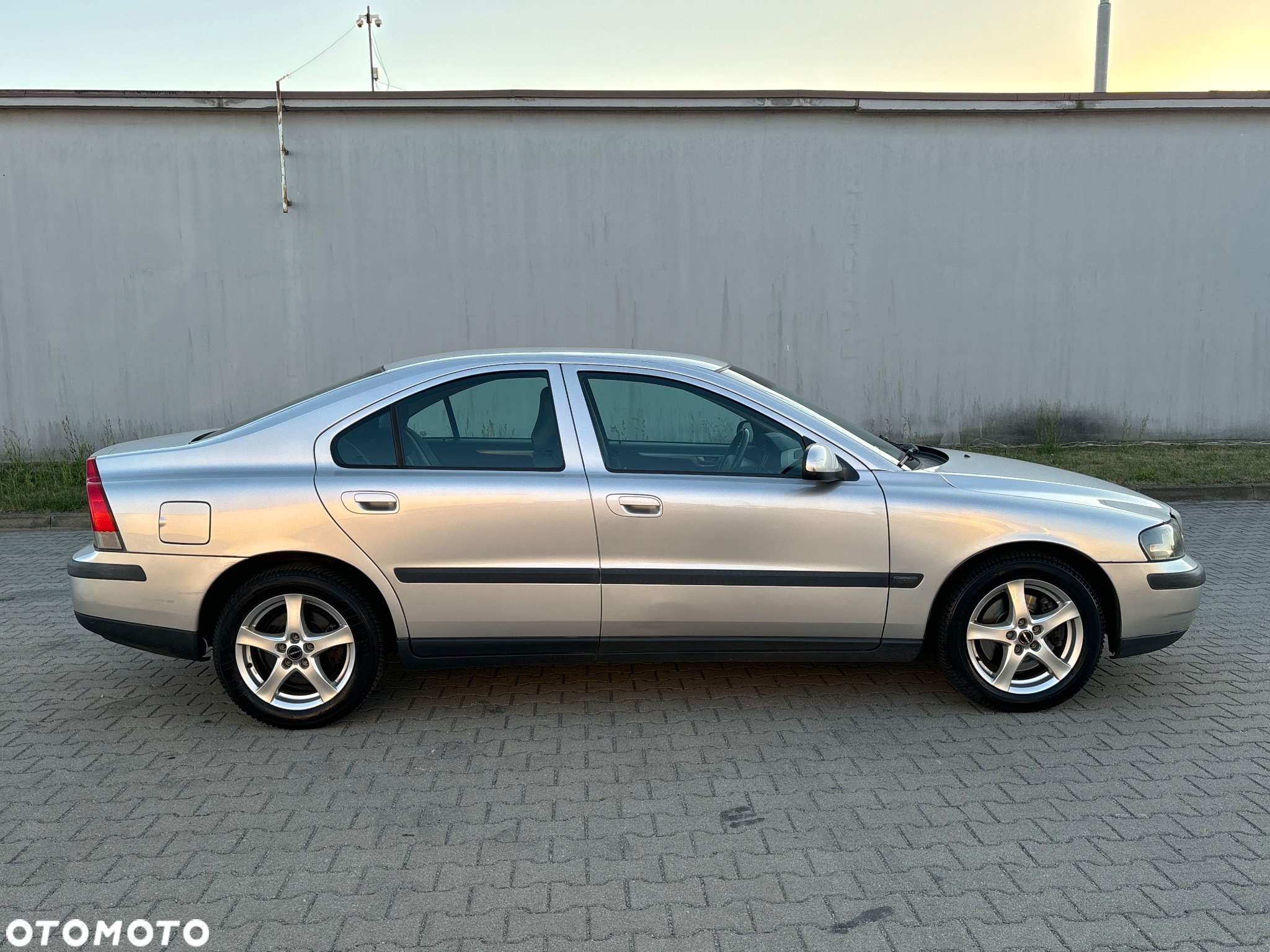 Volvo S60 2.4 Edition - 19