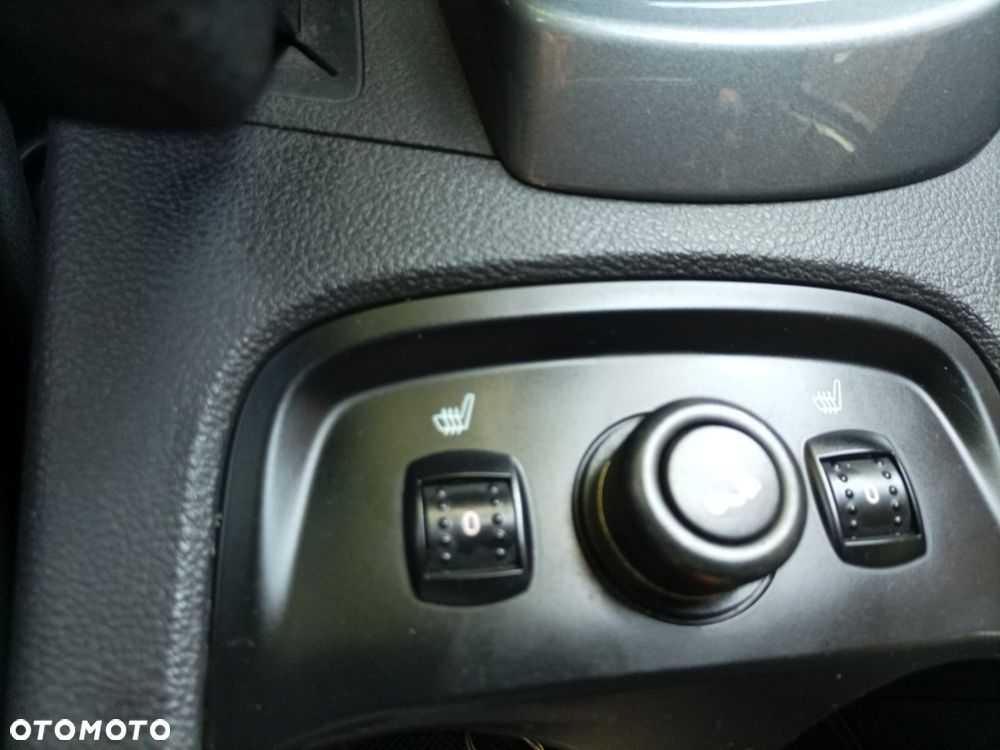 Ford Focus 1.6 EcoBoost Start-Stopp-System Titanium - 16