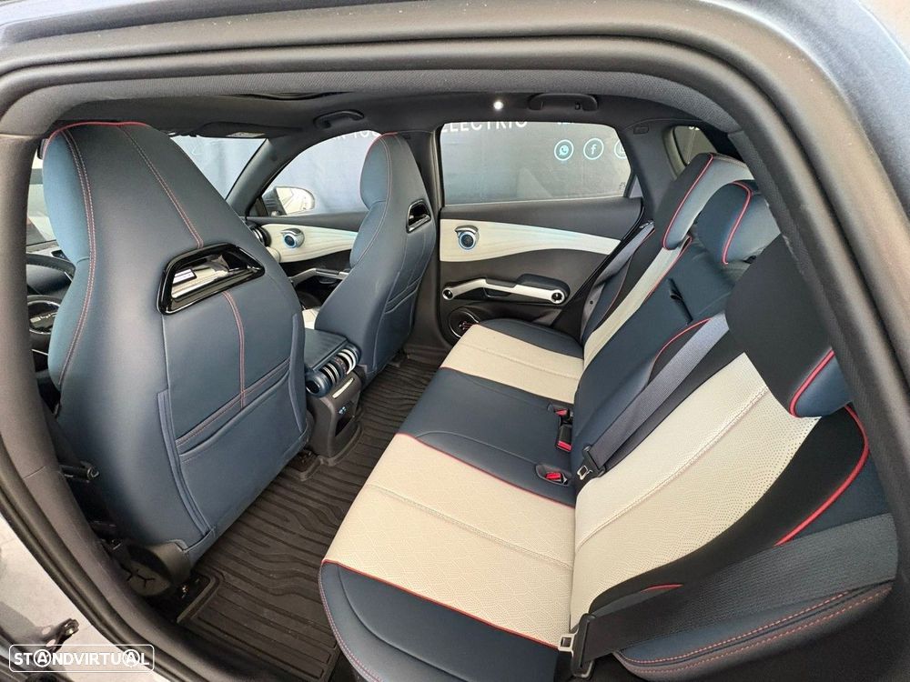 BYD Atto 3 60.48 kWh Design - 6