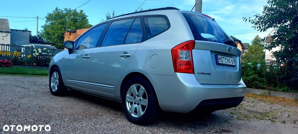 Kia Carens 2.0 EX - 2