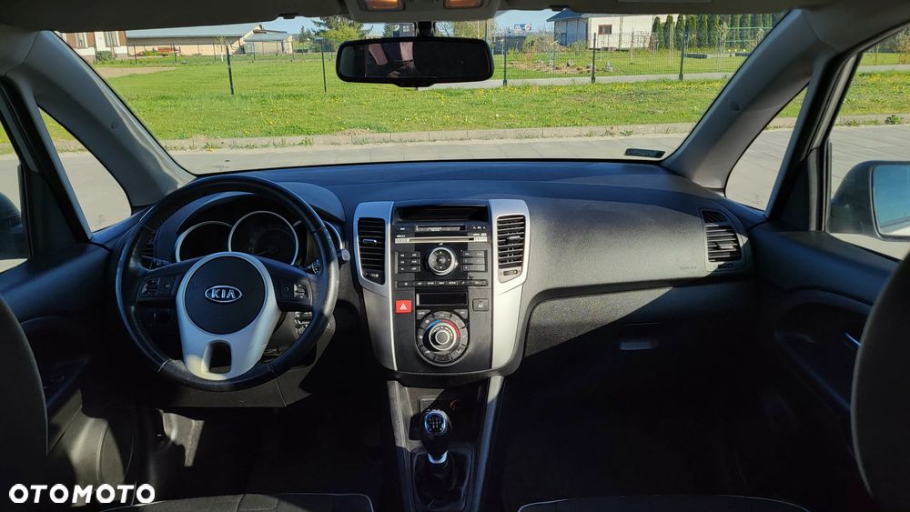 Kia Venga 1.4 L - 9