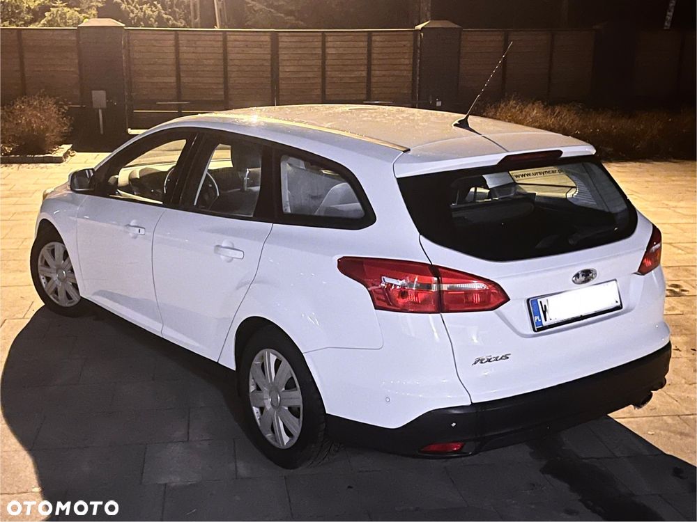 Ford Focus 2.0 TDCi Titanium ASS - 10