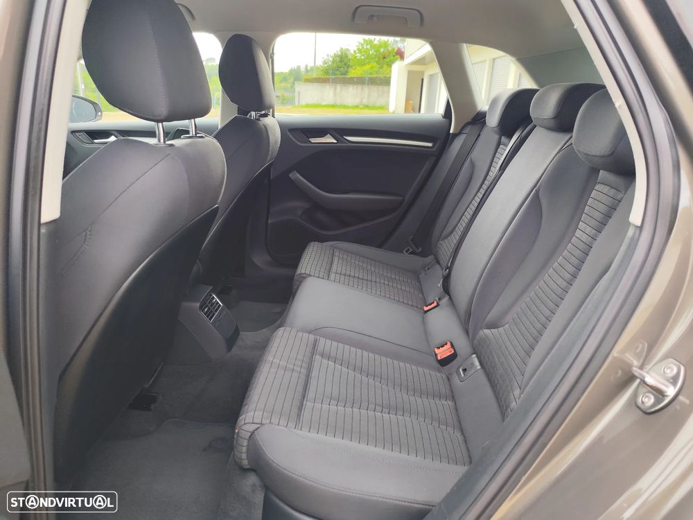 Audi A3 Sportback e-tron 1.4 TFSI S-line S tronic - 11
