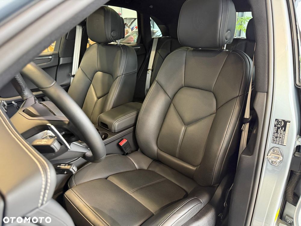 Porsche Macan T PDK - 13