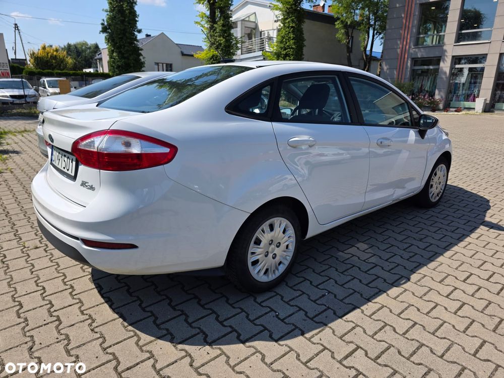 Ford Fiesta - 5