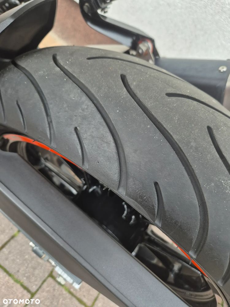 KTM Duke 125 - 16