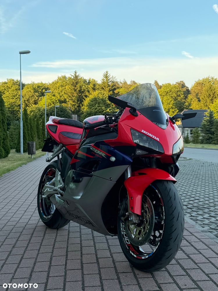 Honda CBR - 6