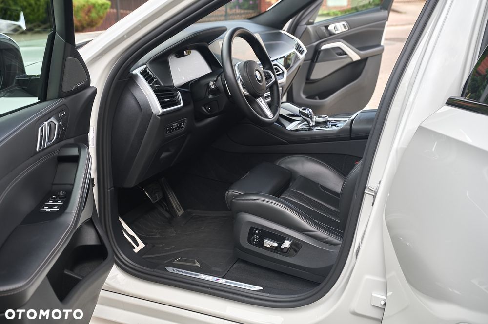 BMW X6 xDrive40d mHEV - 19