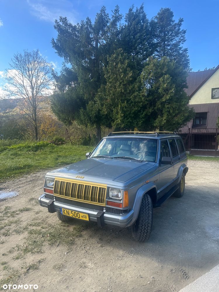 Jeep Cherokee 4.0 Limited - 1