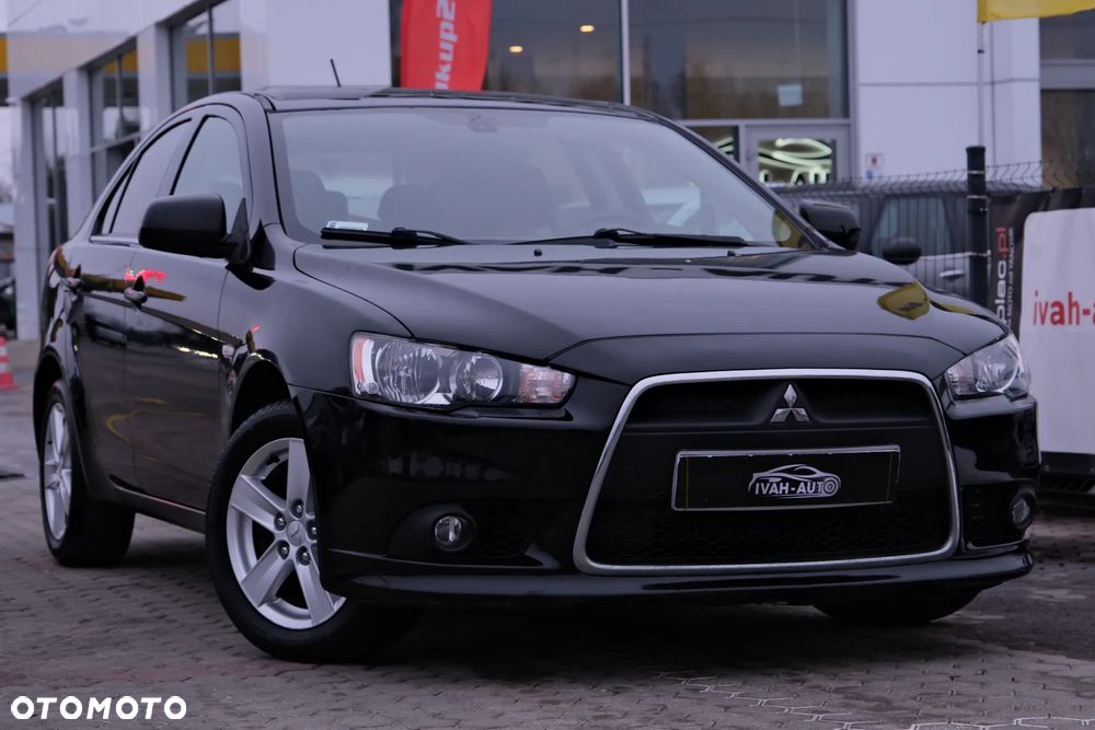 Mitsubishi Lancer - 1