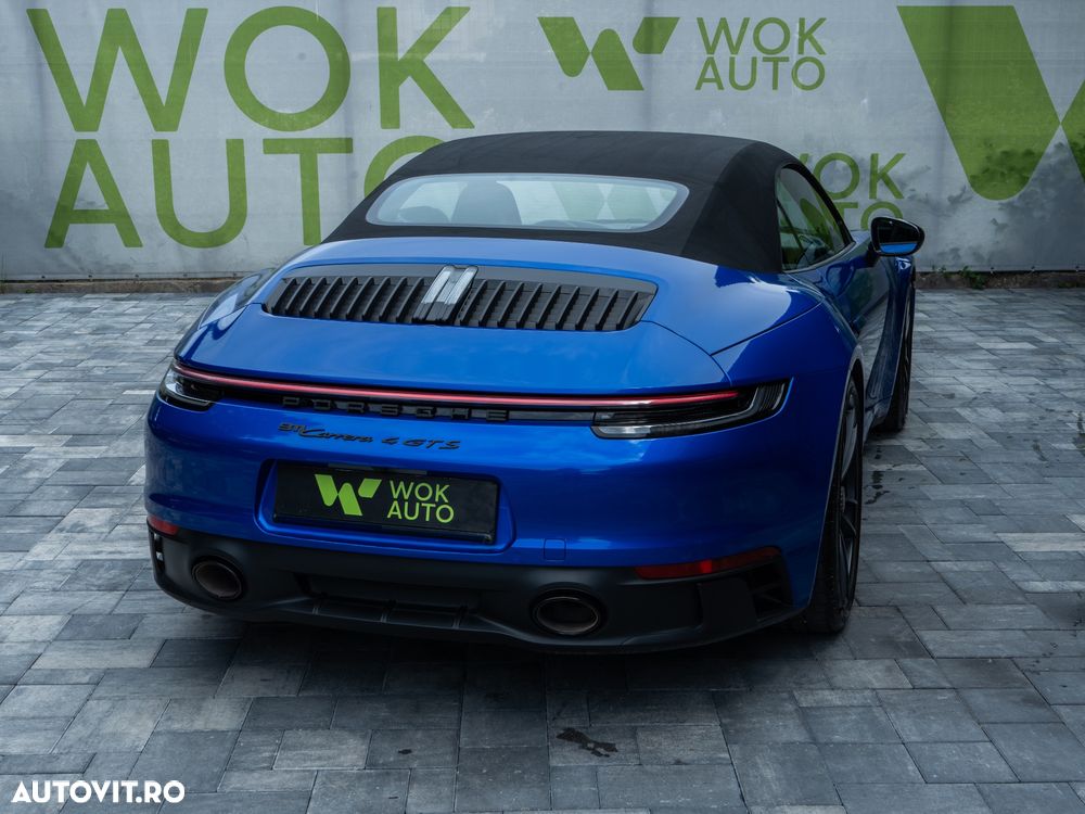 Porsche 911 4 GTS PDK - 13