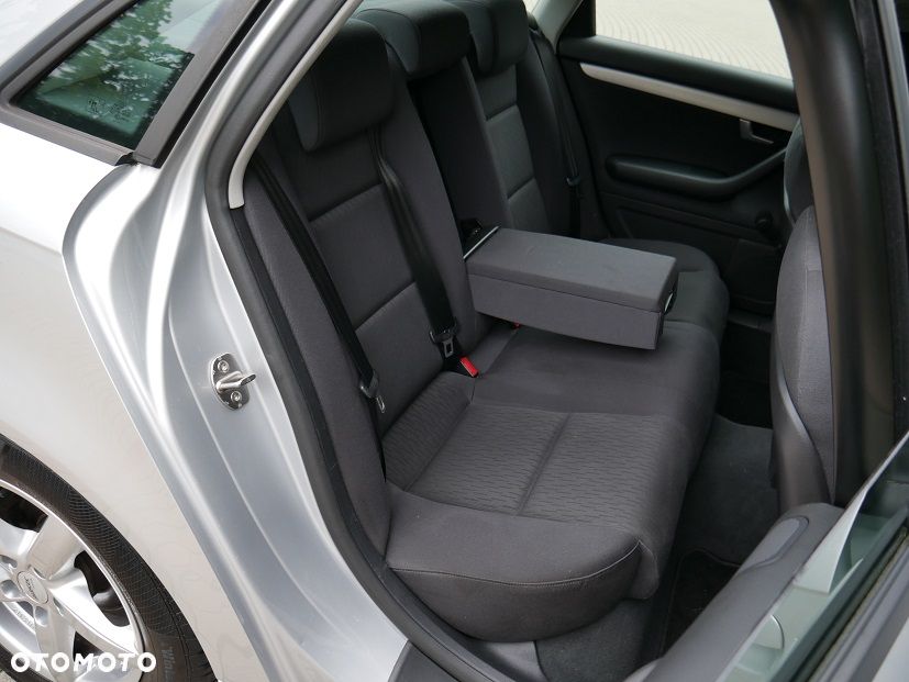 Audi A4 Limousine - 22