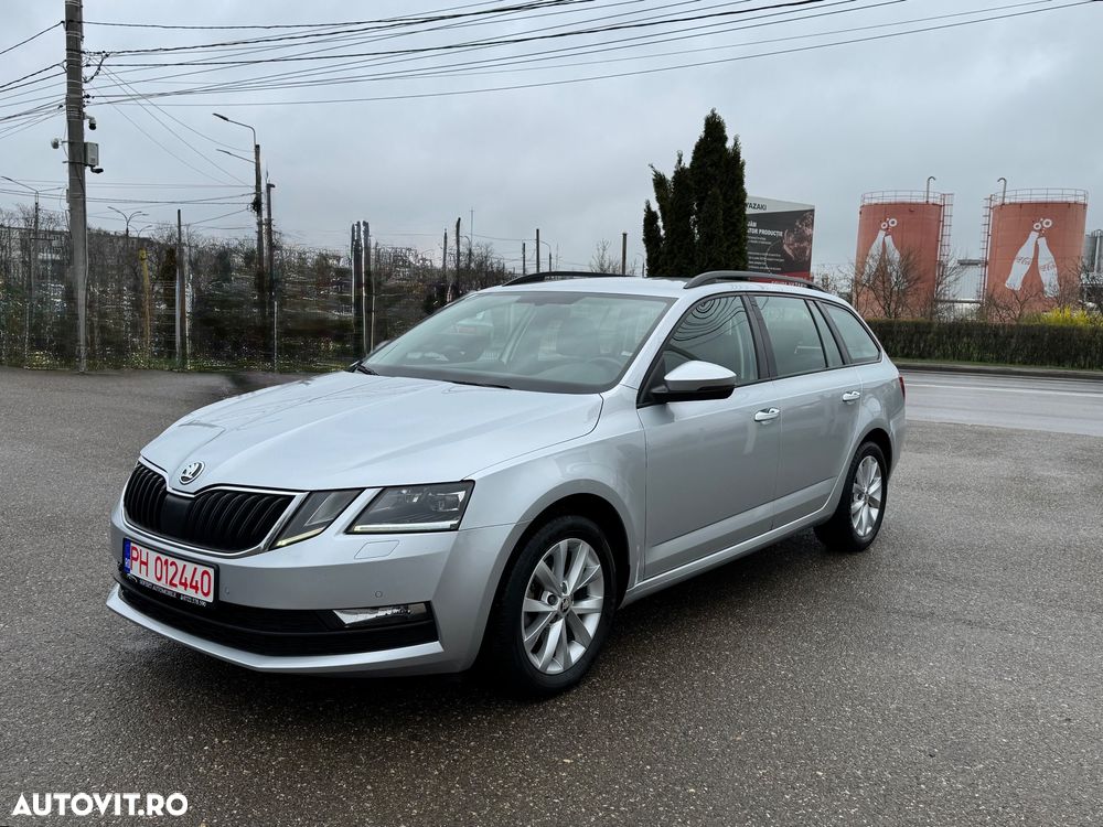 Skoda Octavia 2.0 TDI DSG Premium Edition - 1