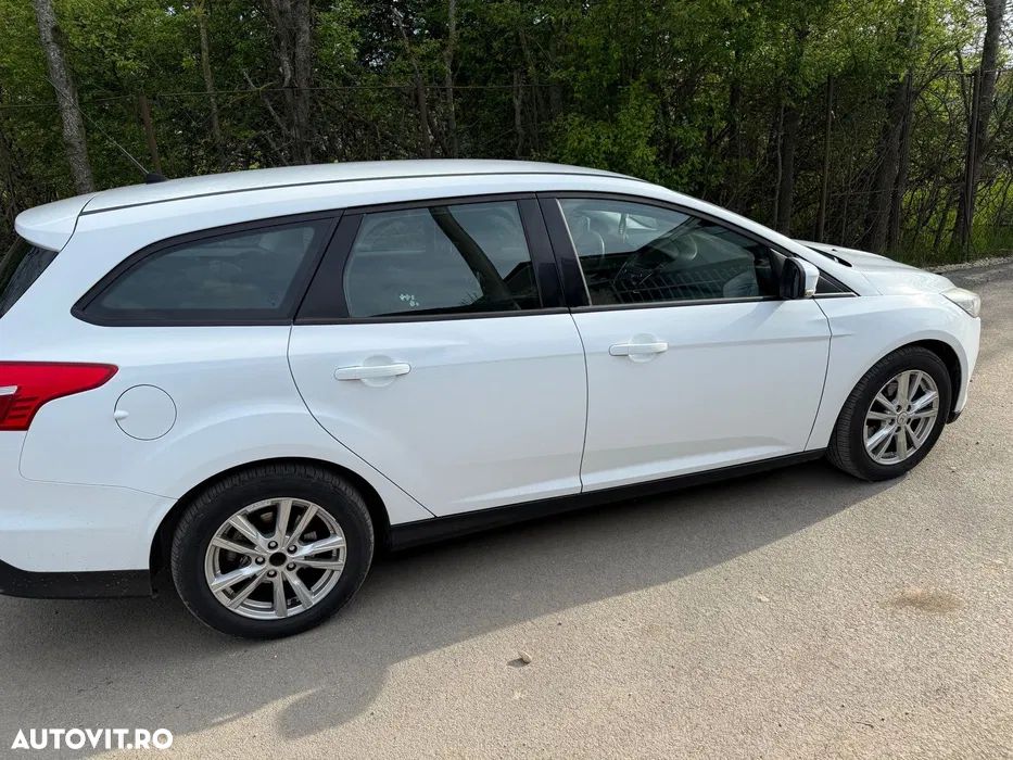 Ford Focus - 2