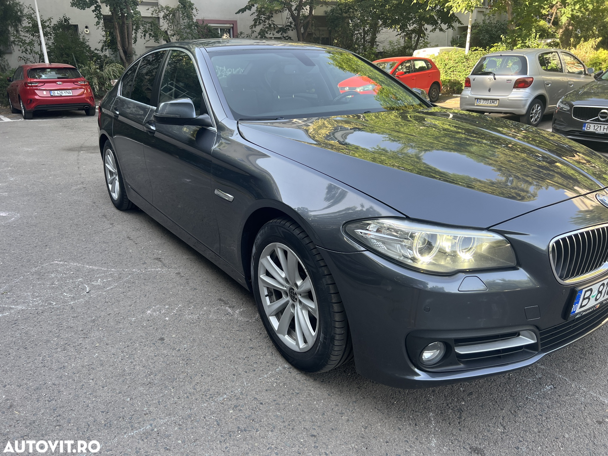 BMW Seria 5 525d xDrive AT - 16