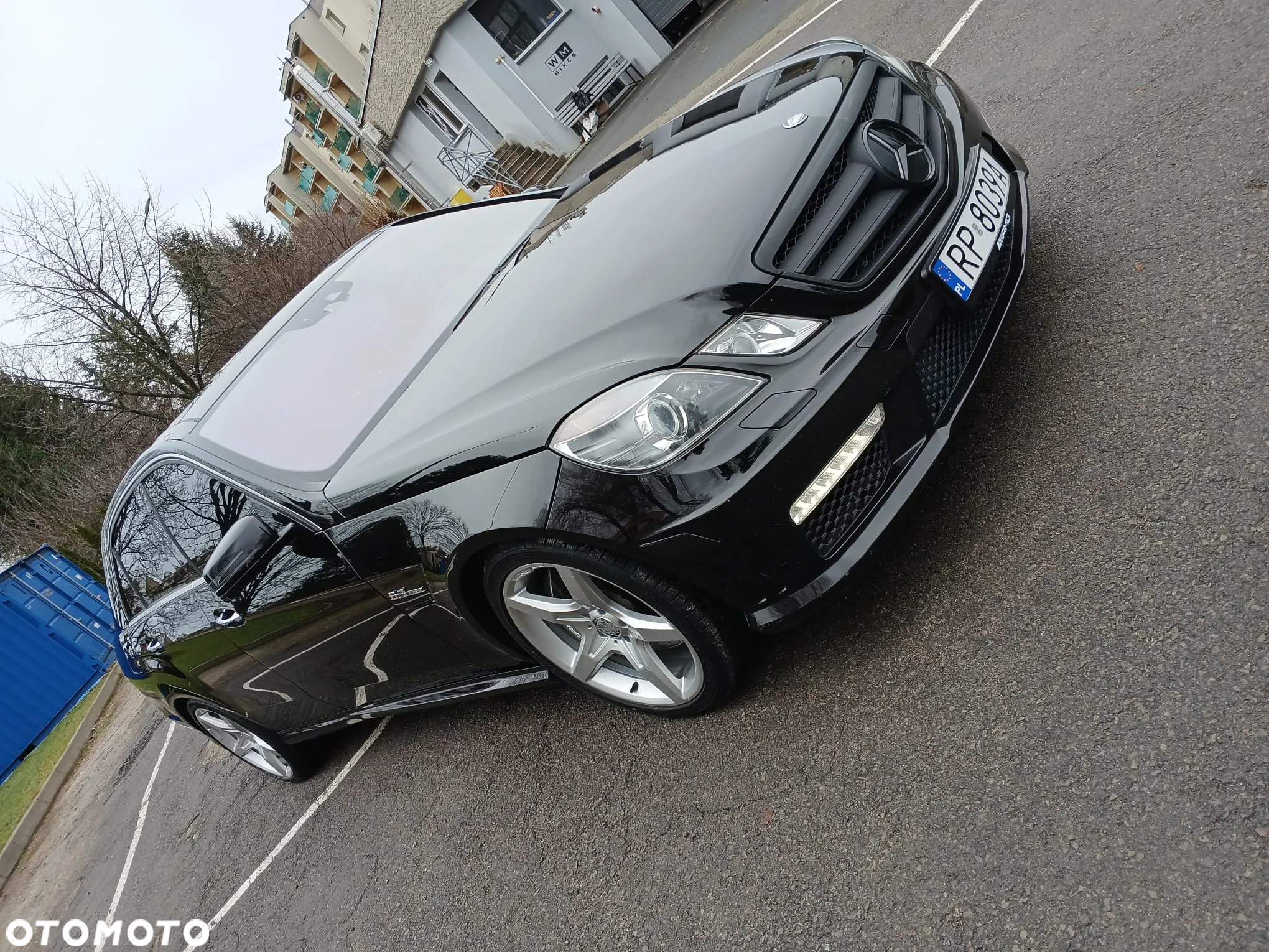 Mercedes-Benz Klasa E 63 AMG AMG Speedshift 7G-MCT - 2