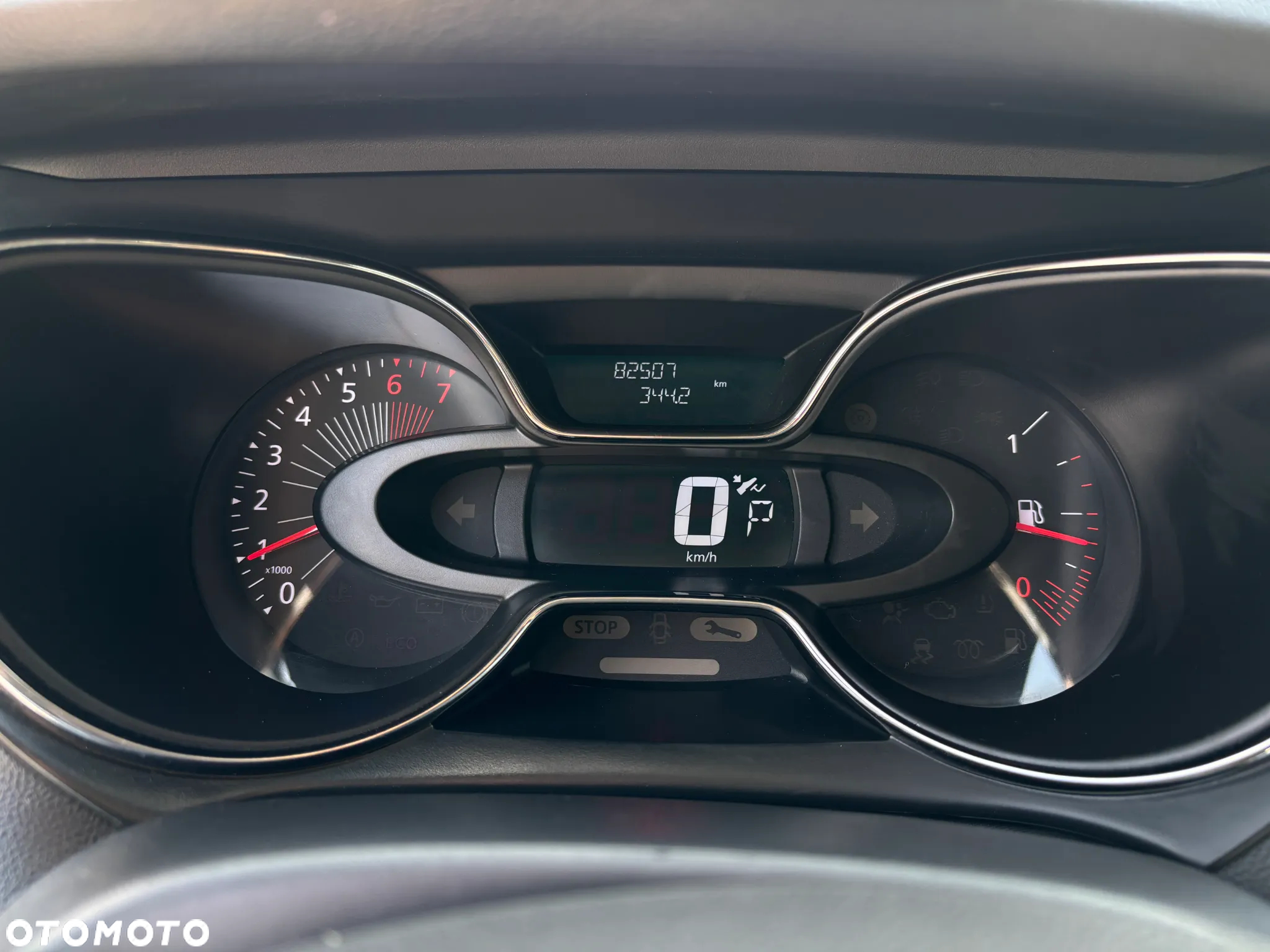 Renault Captur 1.2 Energy TCe Limited EDC - 10