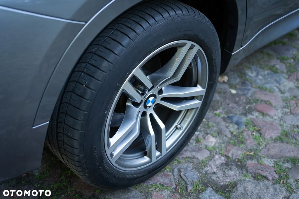 BMW X6 - 16