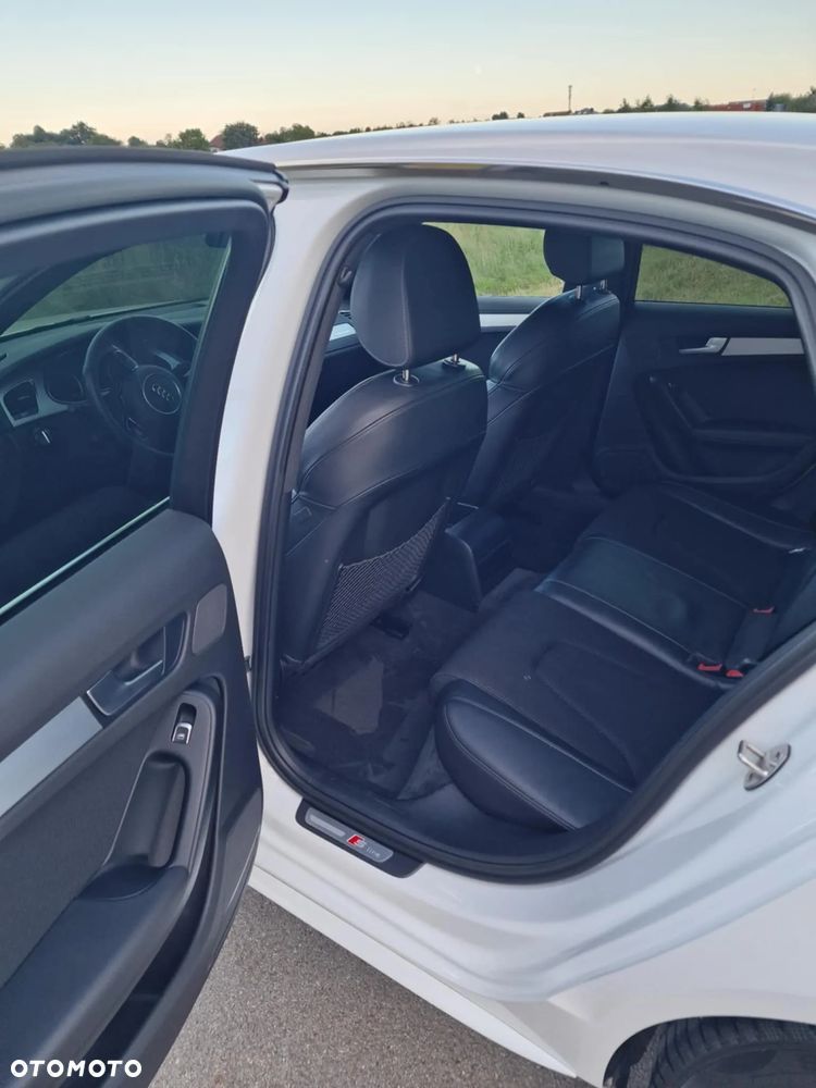 Audi A4 ver-2-0-tdi-clean-diesel-quattro - 23