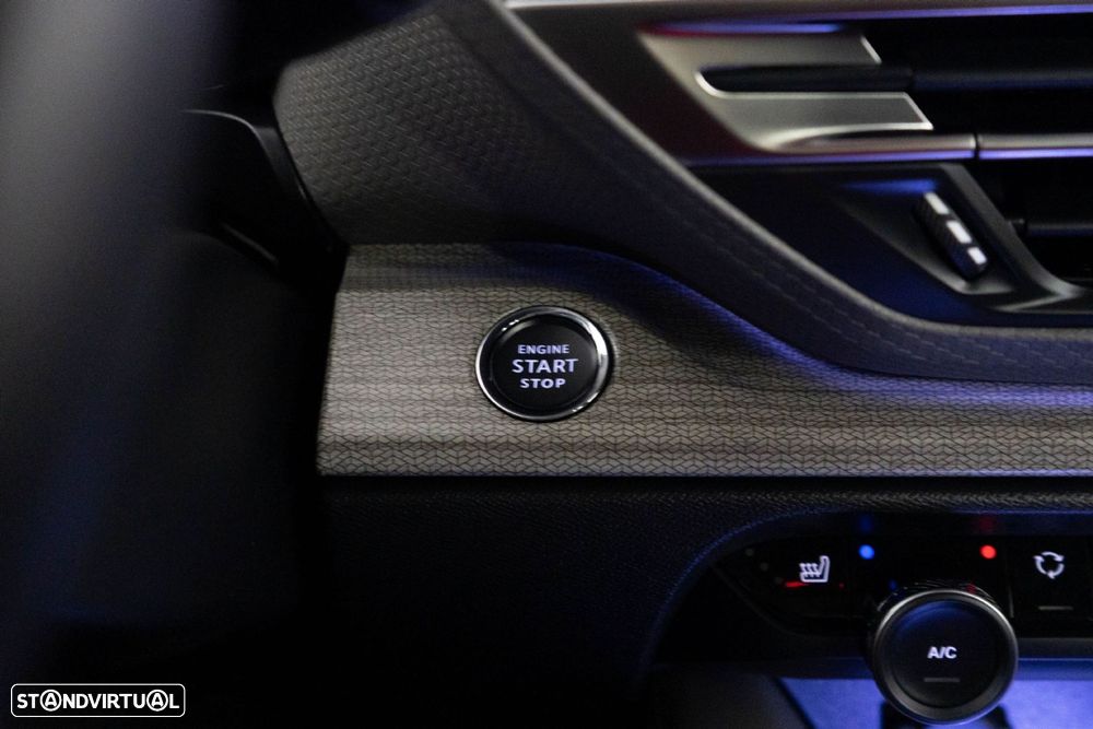 Citroën C5 X 1.6 Hybrid Shine Pack e-EAT8 - 22