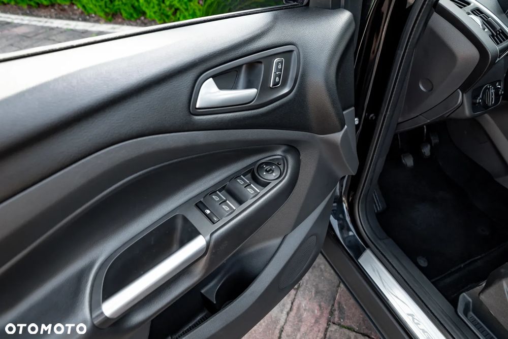 Ford Kuga 2.0 TDCi 4x2 Titanium - 18