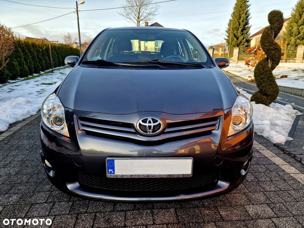 Toyota Auris 1.6 Premium - 17