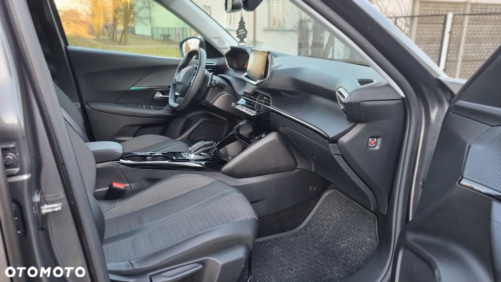 Peugeot 2008 1.5 BlueHDi Allure S&S EAT8 - 15