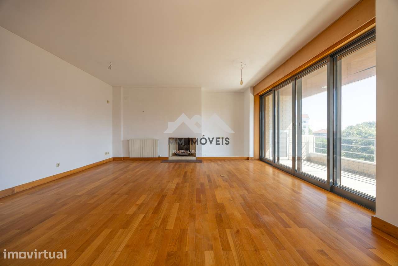Apartamento T3+1 nos Pinhais da Foz | 213 m² | Varanda | 2 Lugares de - Grande imagem: 4/38