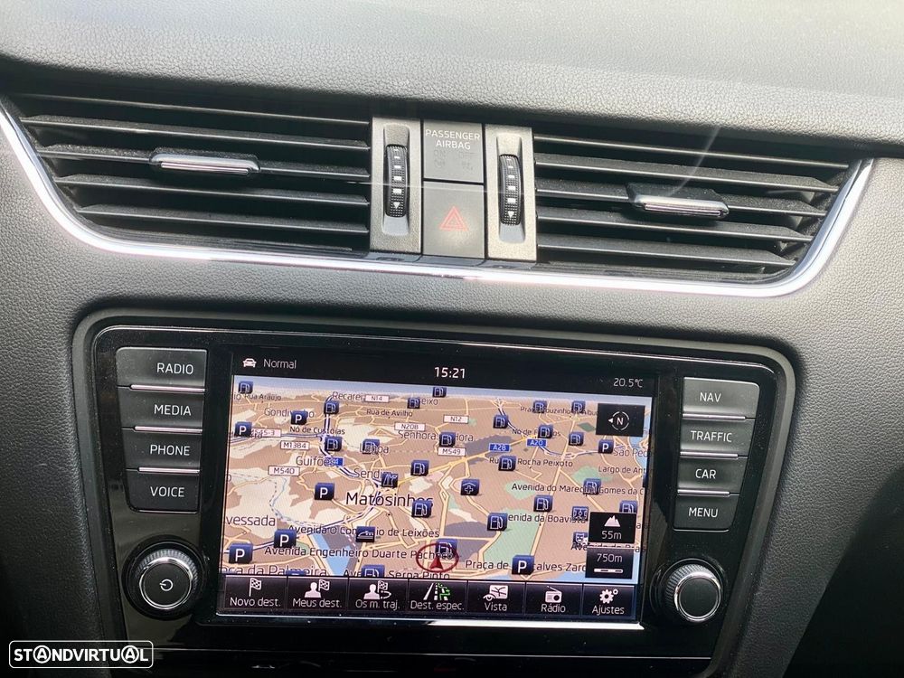Skoda Octavia 2.0 TDI RS DSG - 19