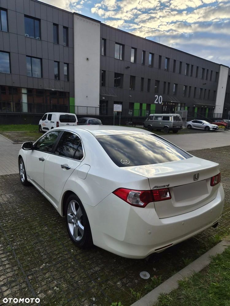 Honda Accord 2009 photo 4