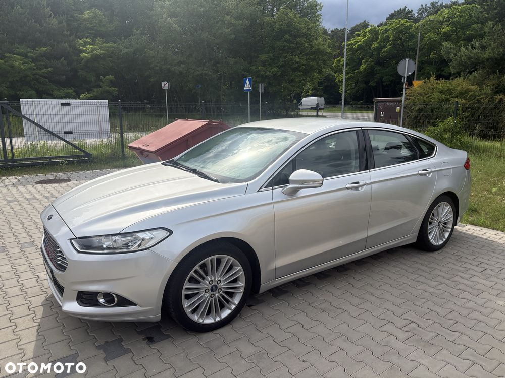 Ford Fusion - 4