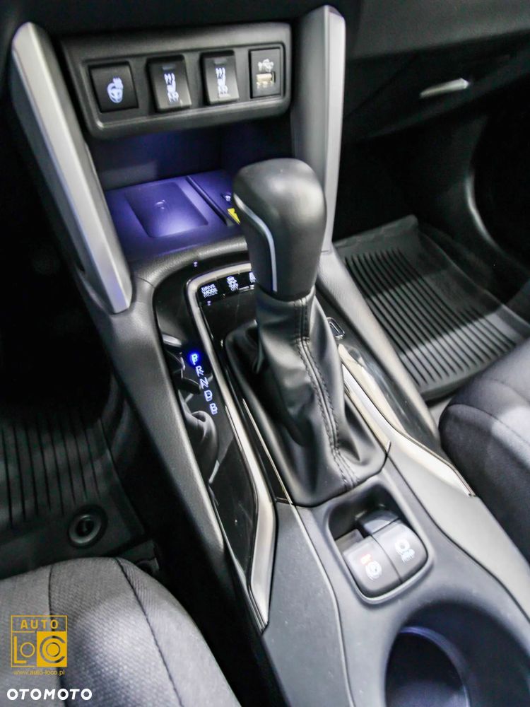 Toyota Corolla Cross 2.0 Hybrid Style - 28