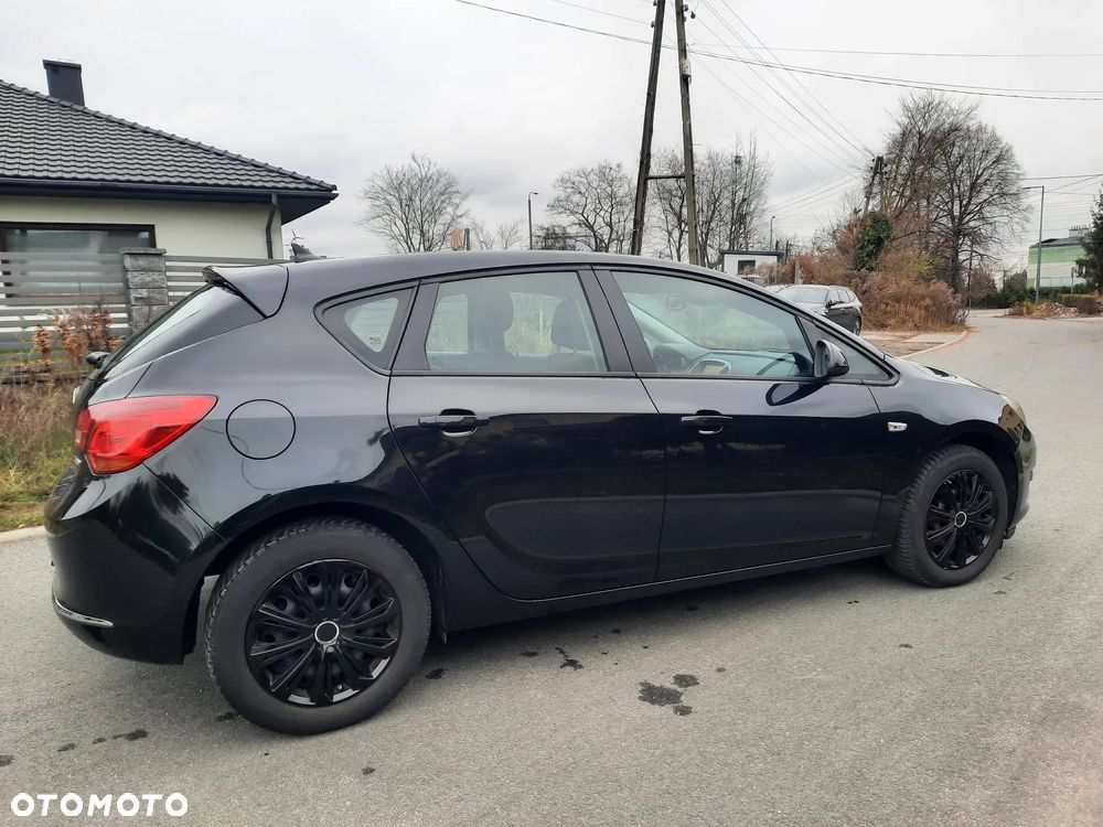 Opel Astra 1.4 Turbo 150 Jahre - 7