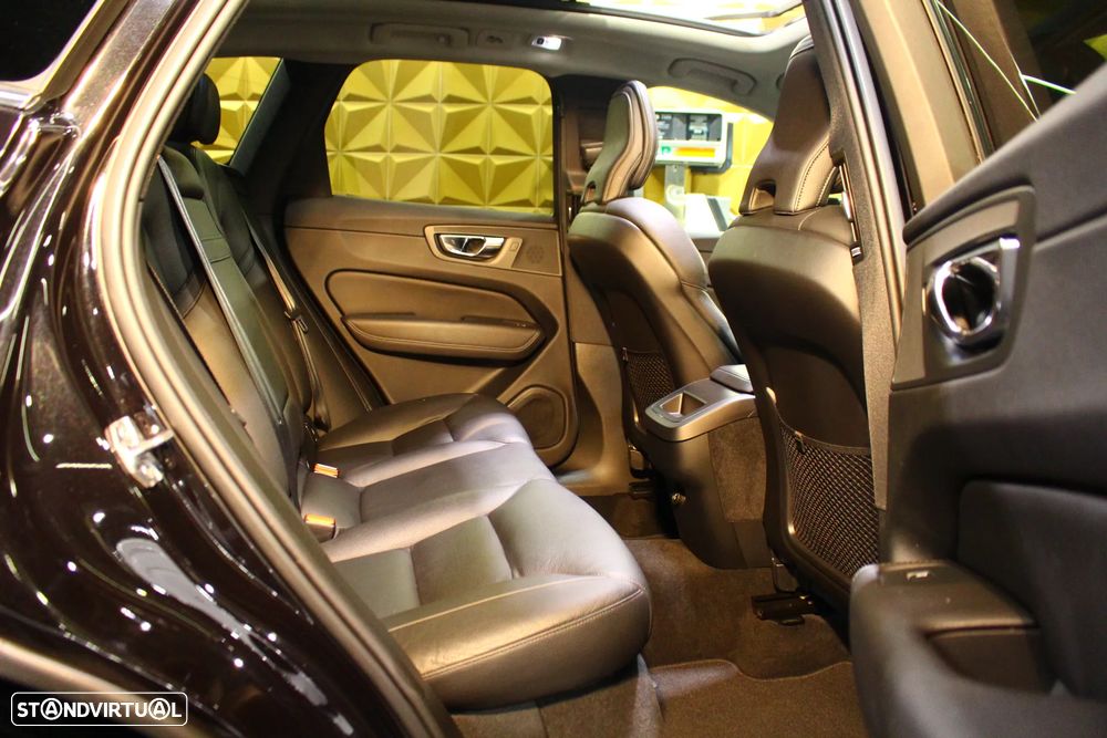 Volvo XC 60 D4 Geartronic Momentum - 19