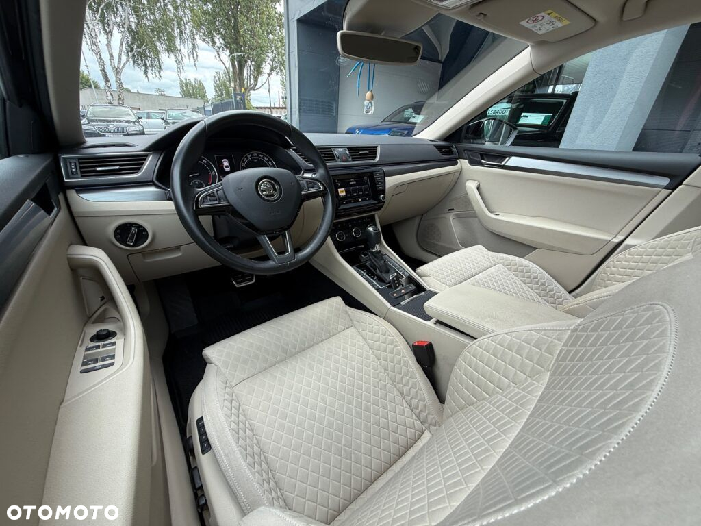 Skoda Superb 2.0 TDI Style DSG - 21