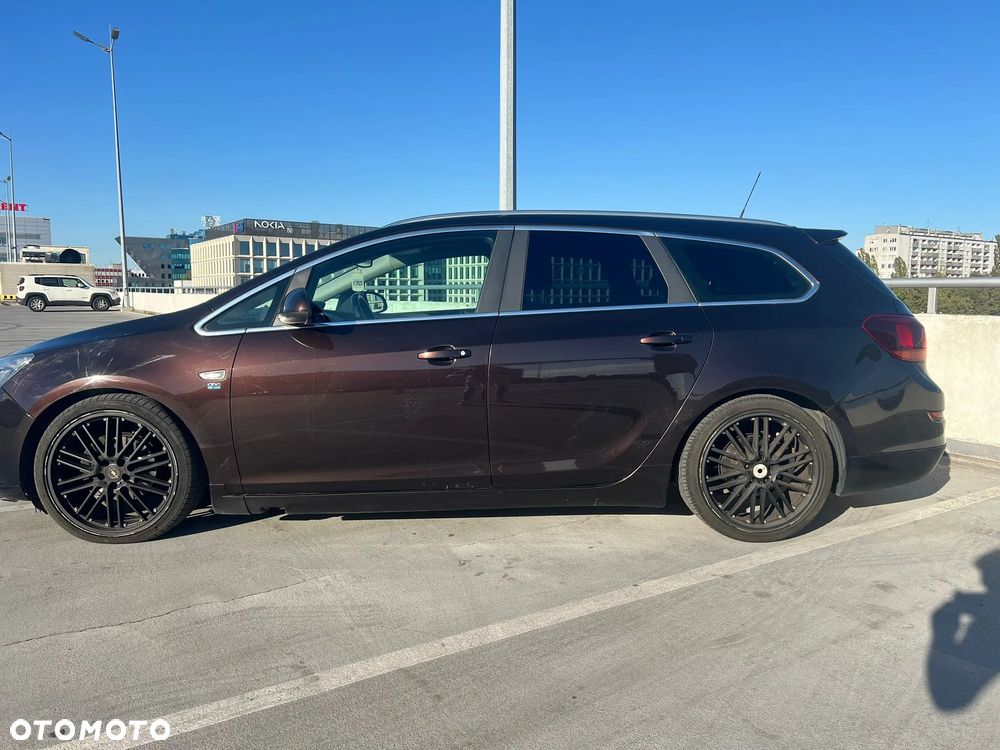 Opel Astra 1.4 Turbo Sports Tourer - 4