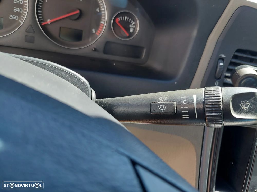 Volvo S60 2.4 D5 Nivel 3 - 42