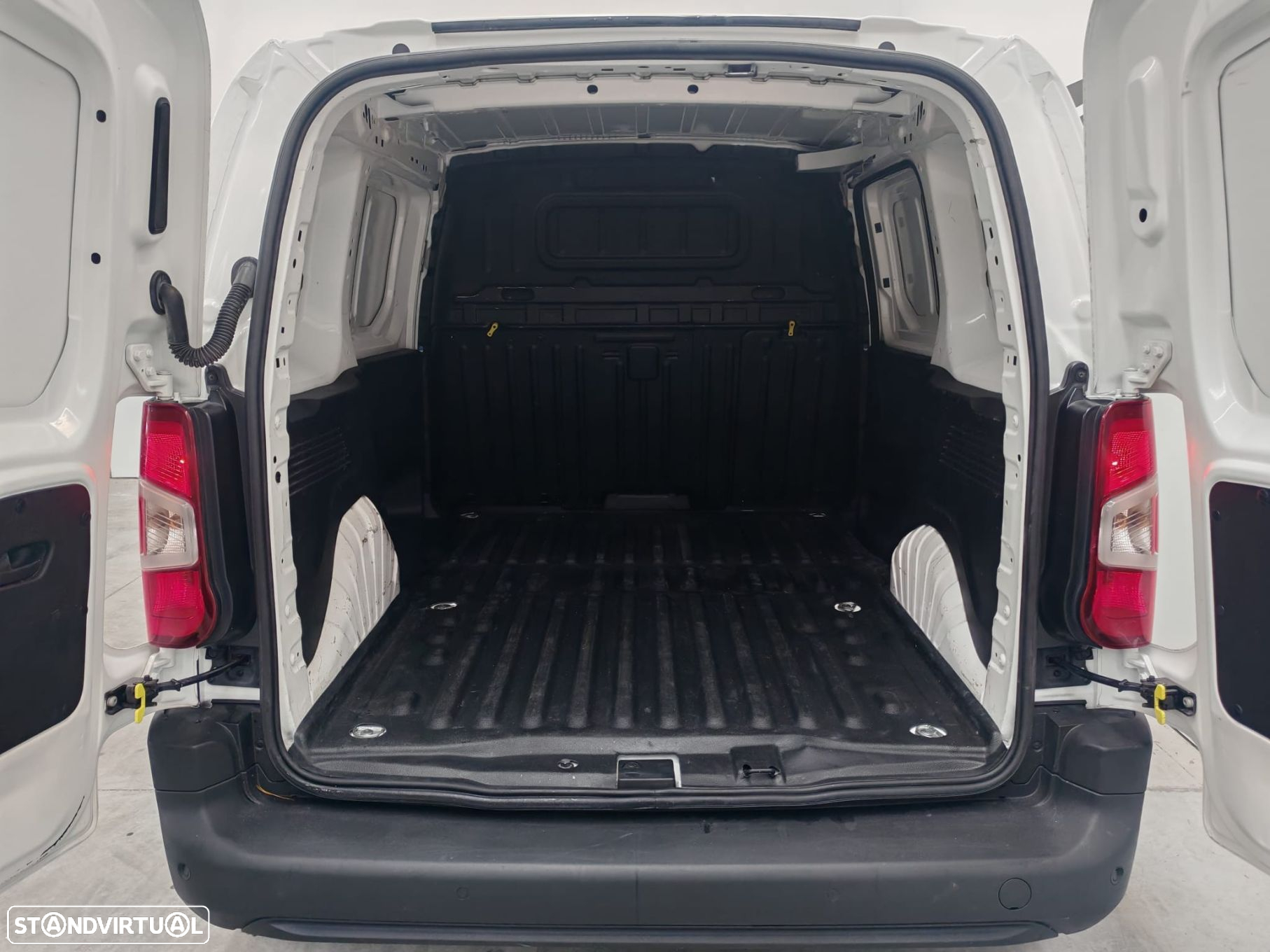 Peugeot Partner 1.5 BlueHDi Pro Standard - 13