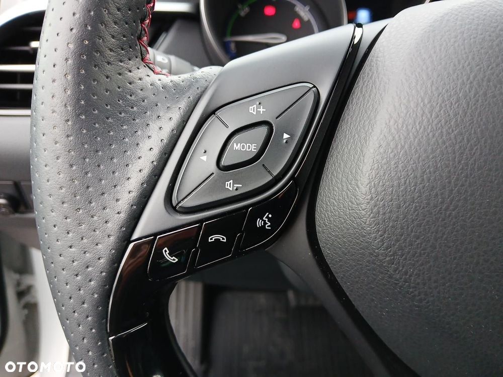 Toyota C-HR 2.0 Hybrid GR Sport - 24